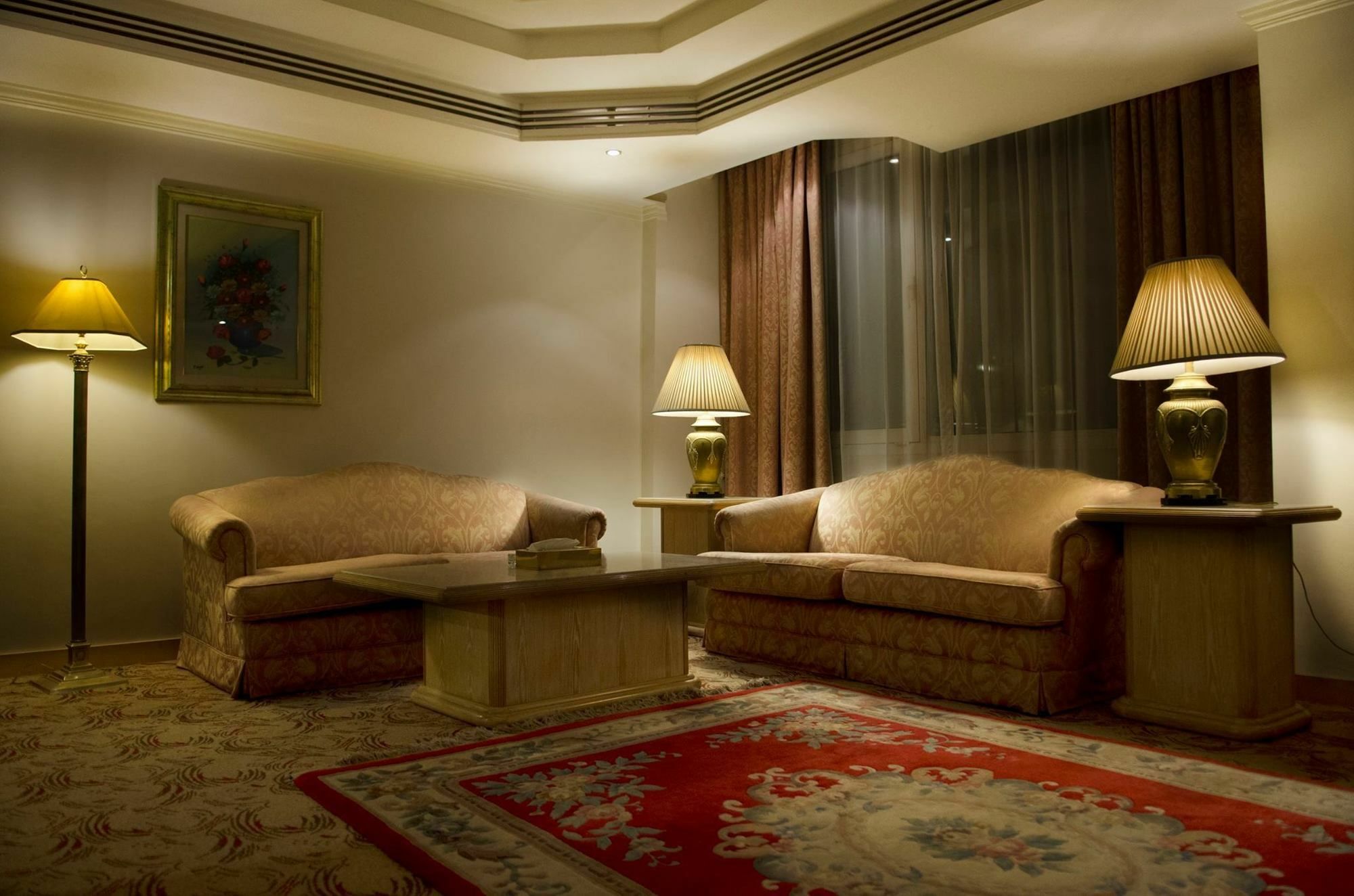 Hofuf Hotel Эль-Хаса Экстерьер фото